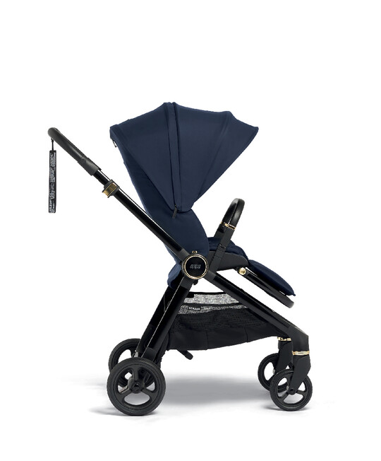 Strada Midnight Pushchair with Midnight Carrycot image number 9