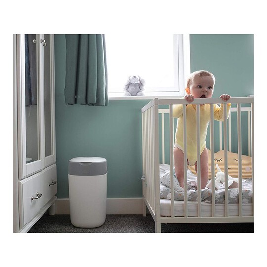 Tommee Tippee Twist & Click Nappy Disposable System - White image number 4