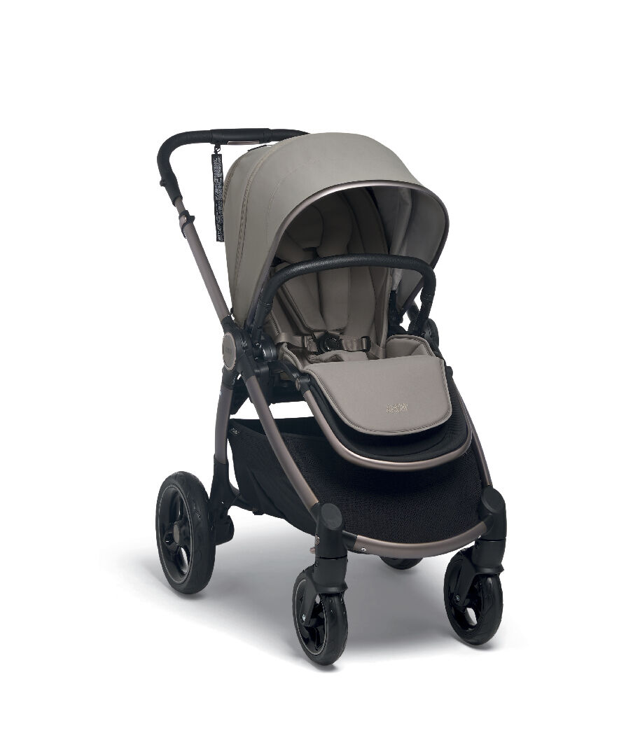 Ocarro Pushchair - Studio image number 1
