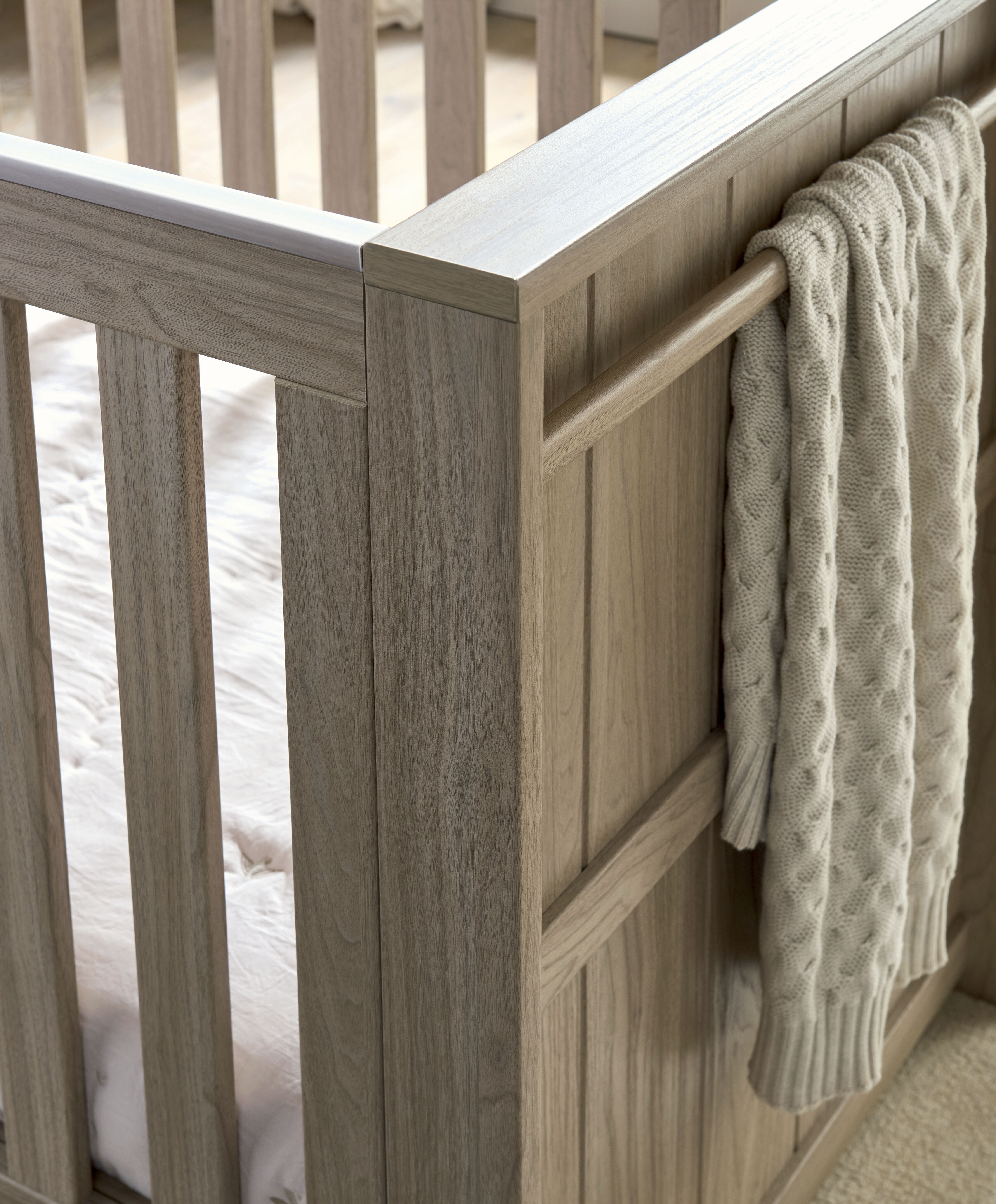 Franklin Cotbed - Oak image number 4