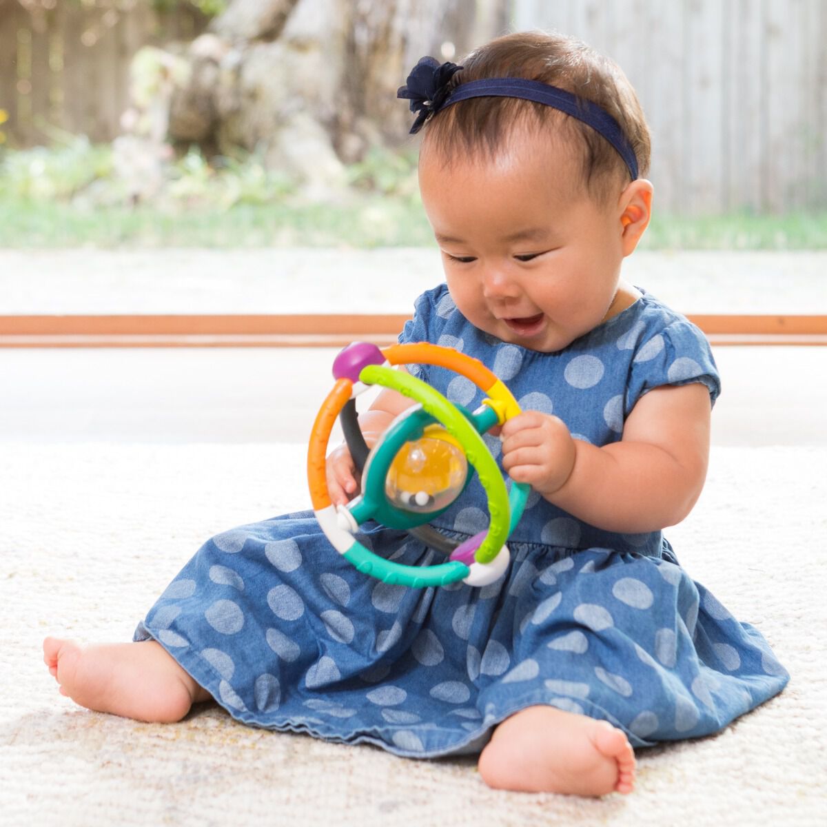 Infantino - Orbit Rattle image number 2