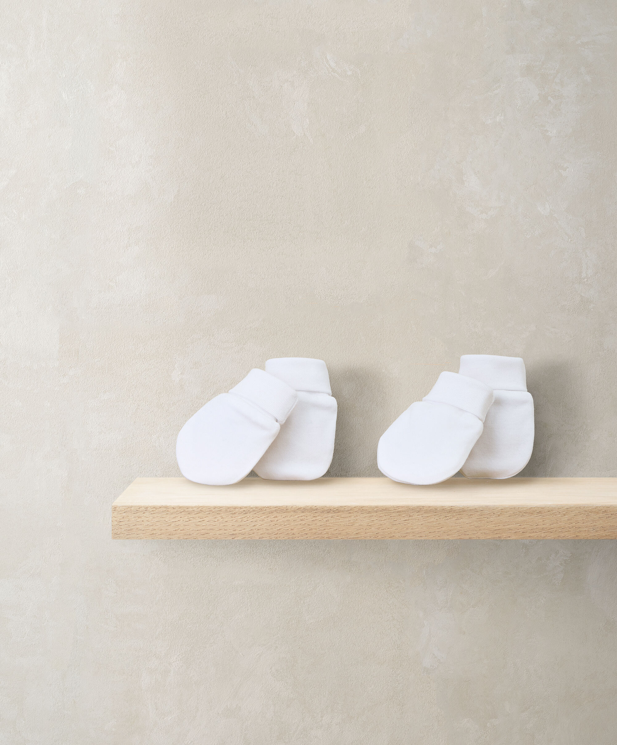 2 Pack Scratch Mitts