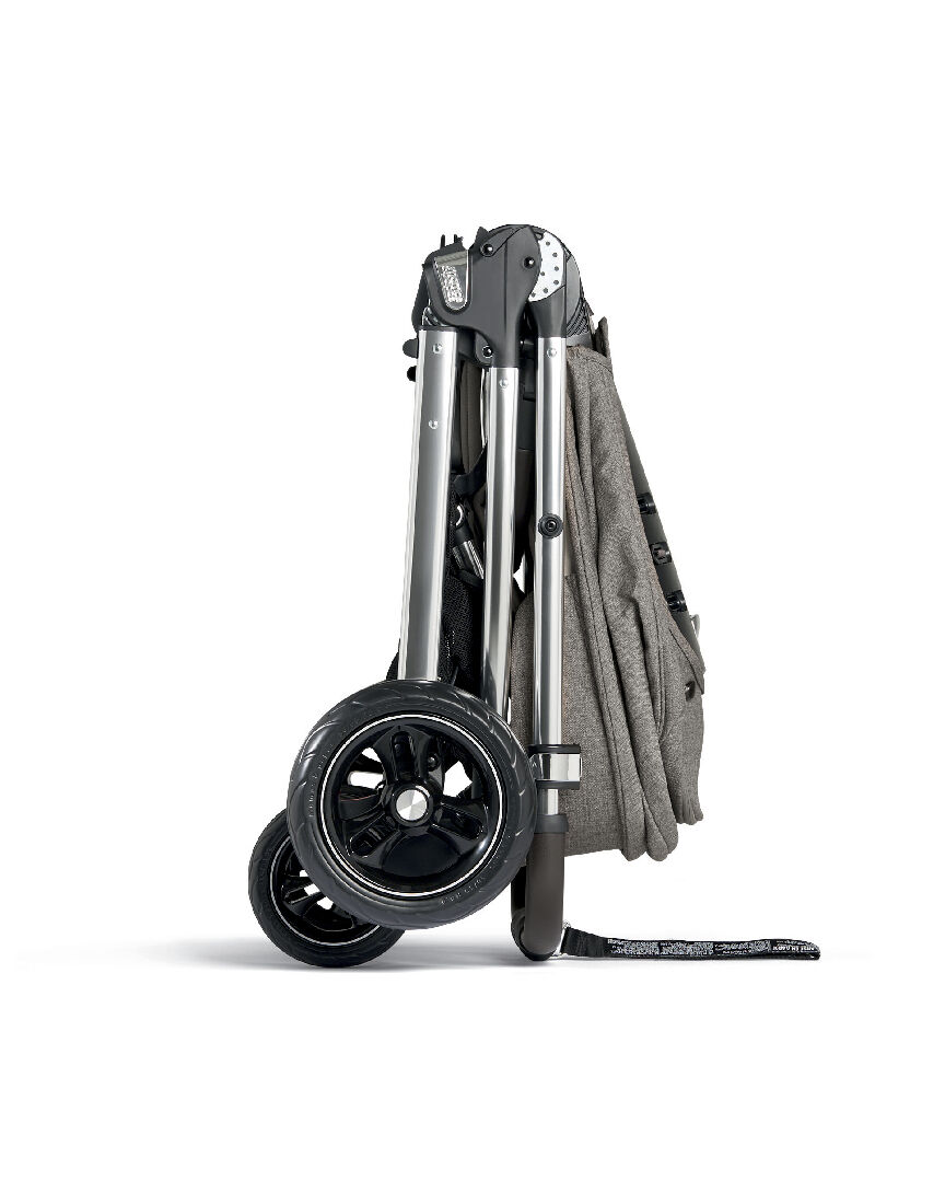 Mamas and papas best sale ocarro folded dimensions