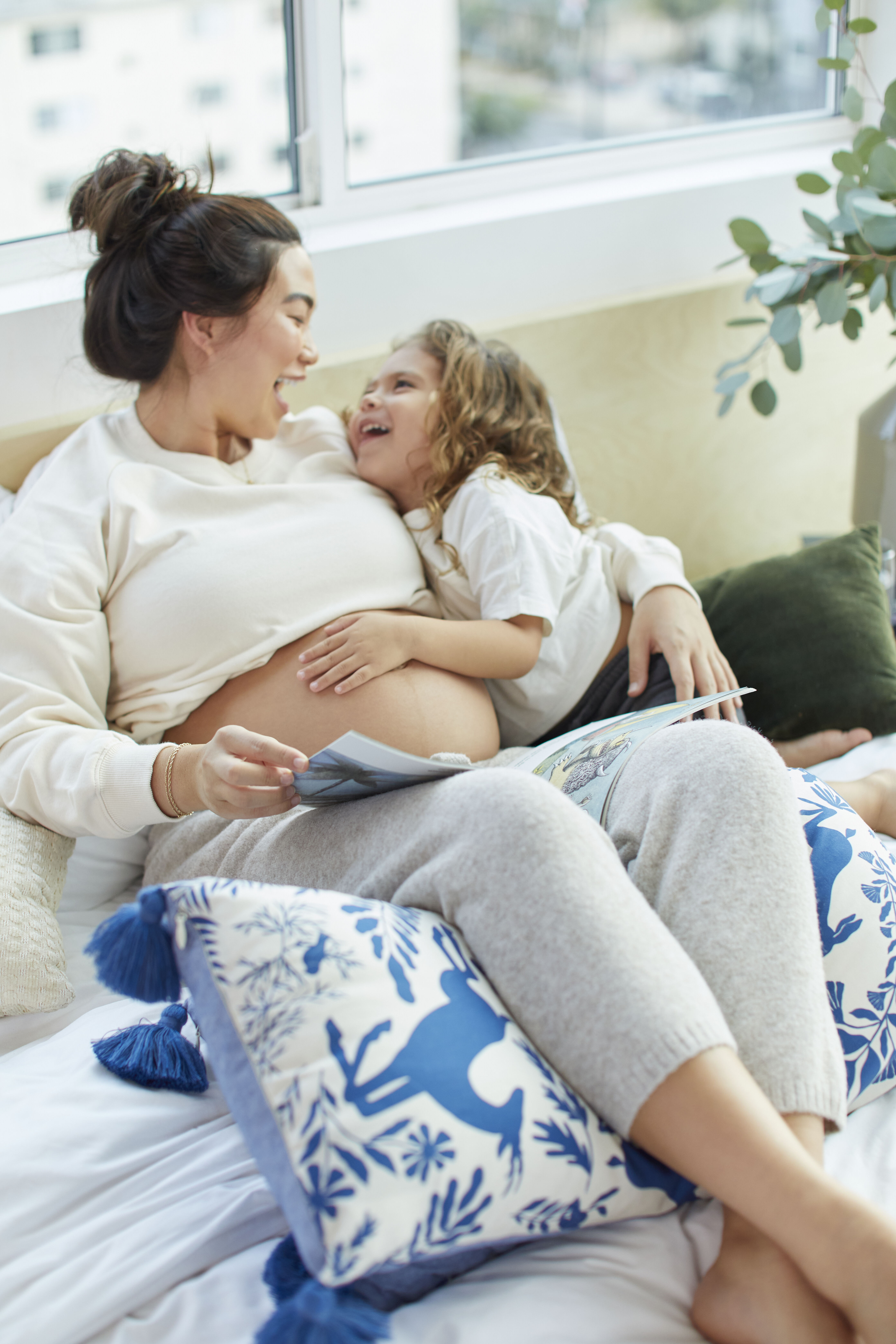 DockATot Cosset Supportive Body Pillow - Blue Woodland image number 6