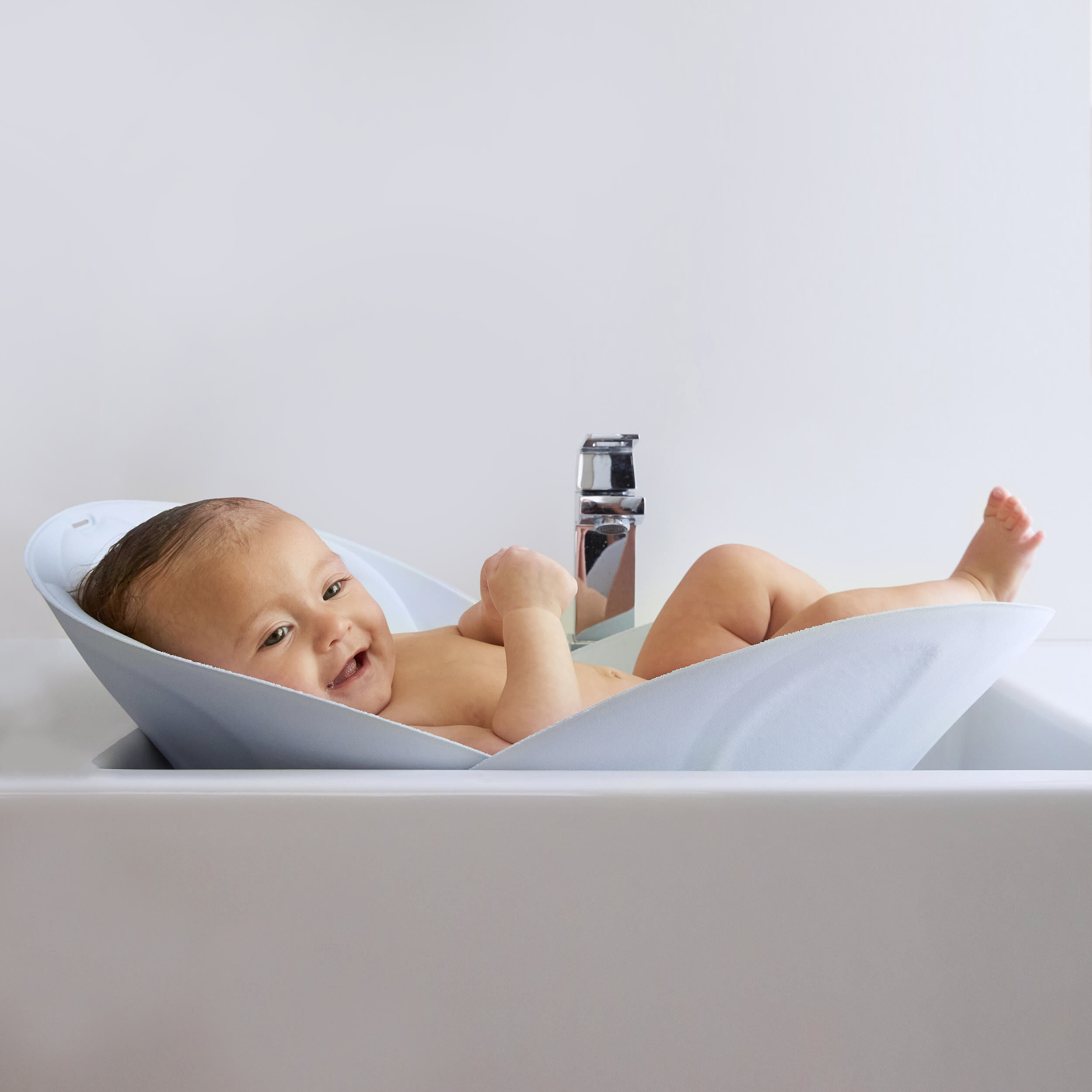Frida Soft Sink Bath Solution image number 6