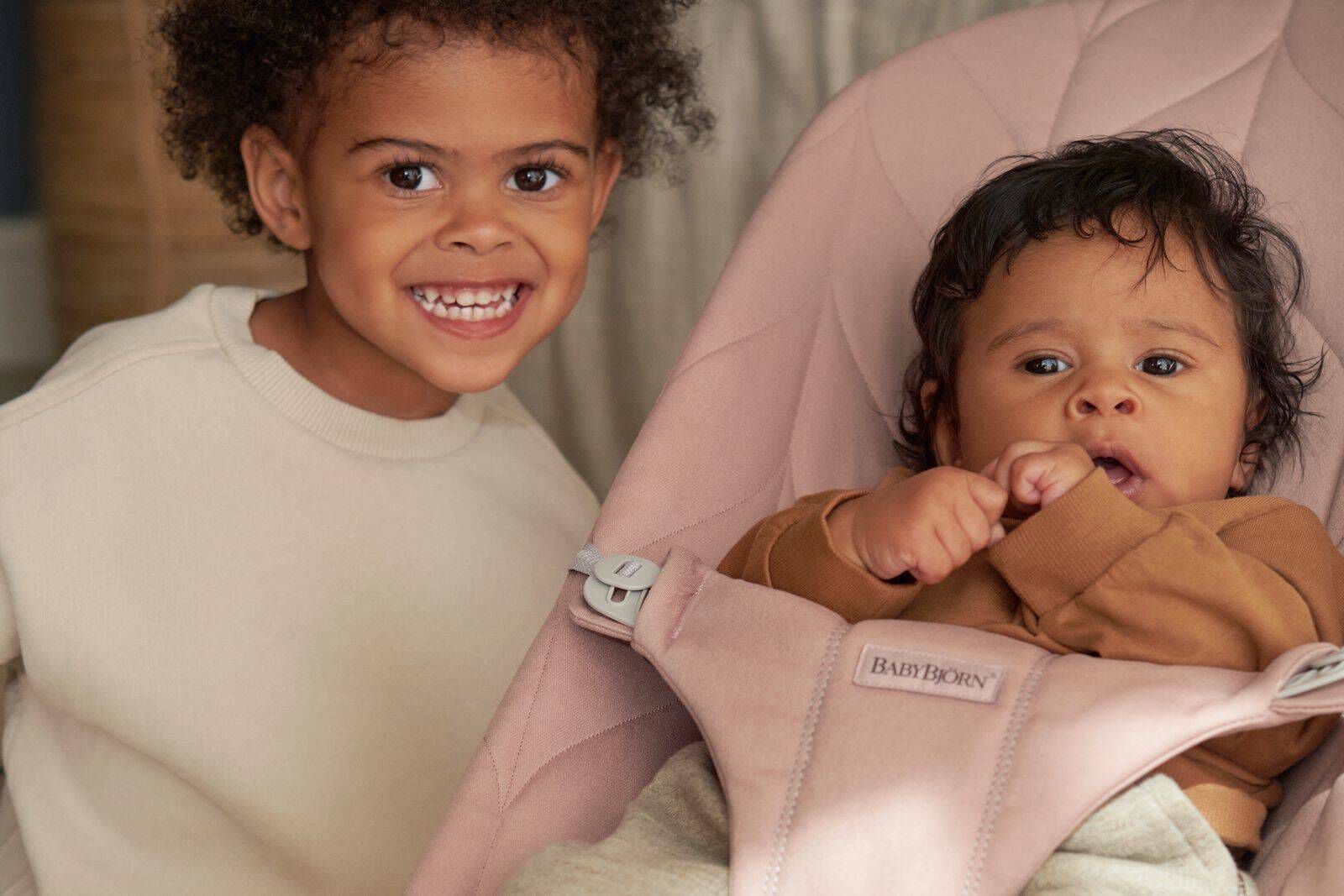 BabyBjorn Bouncer Bliss Cotton, Petal Quilt - Dusty Pink image number 7