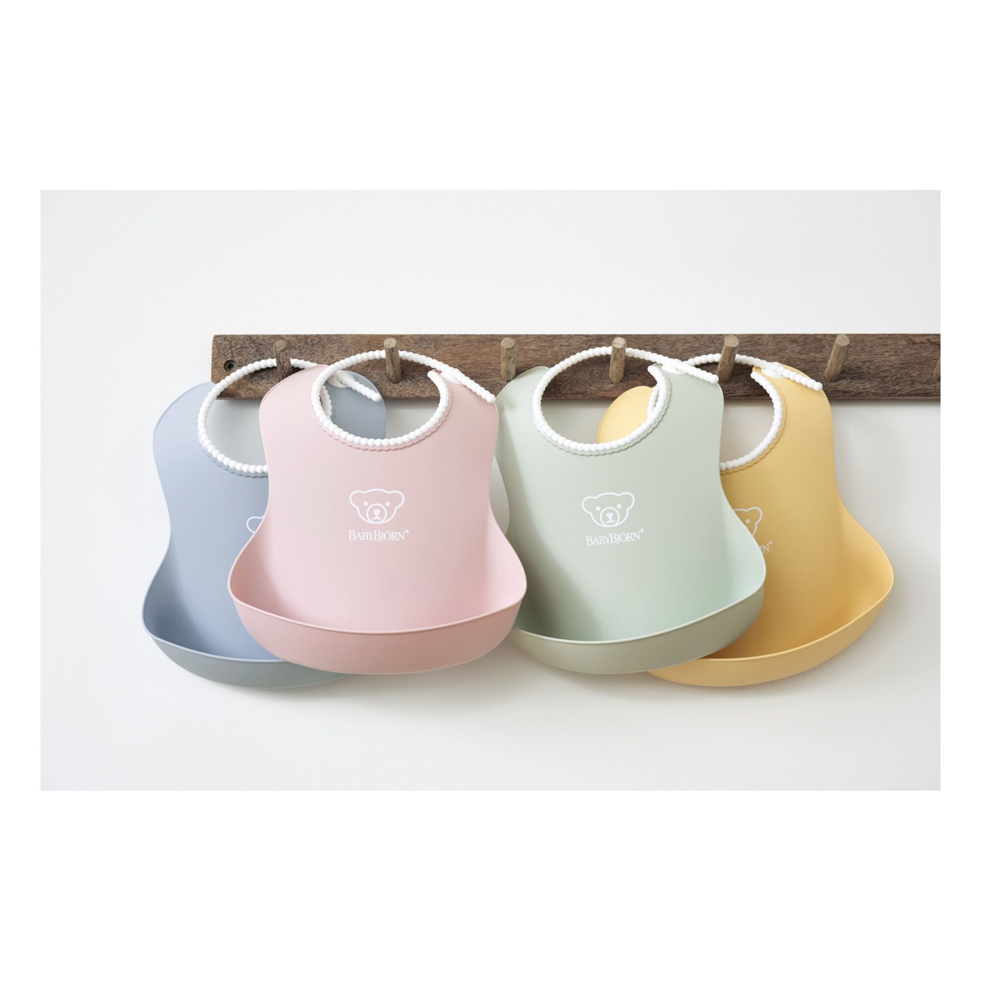 Babybjorn Baby Bib, 2-pack - Powder Green image number 5
