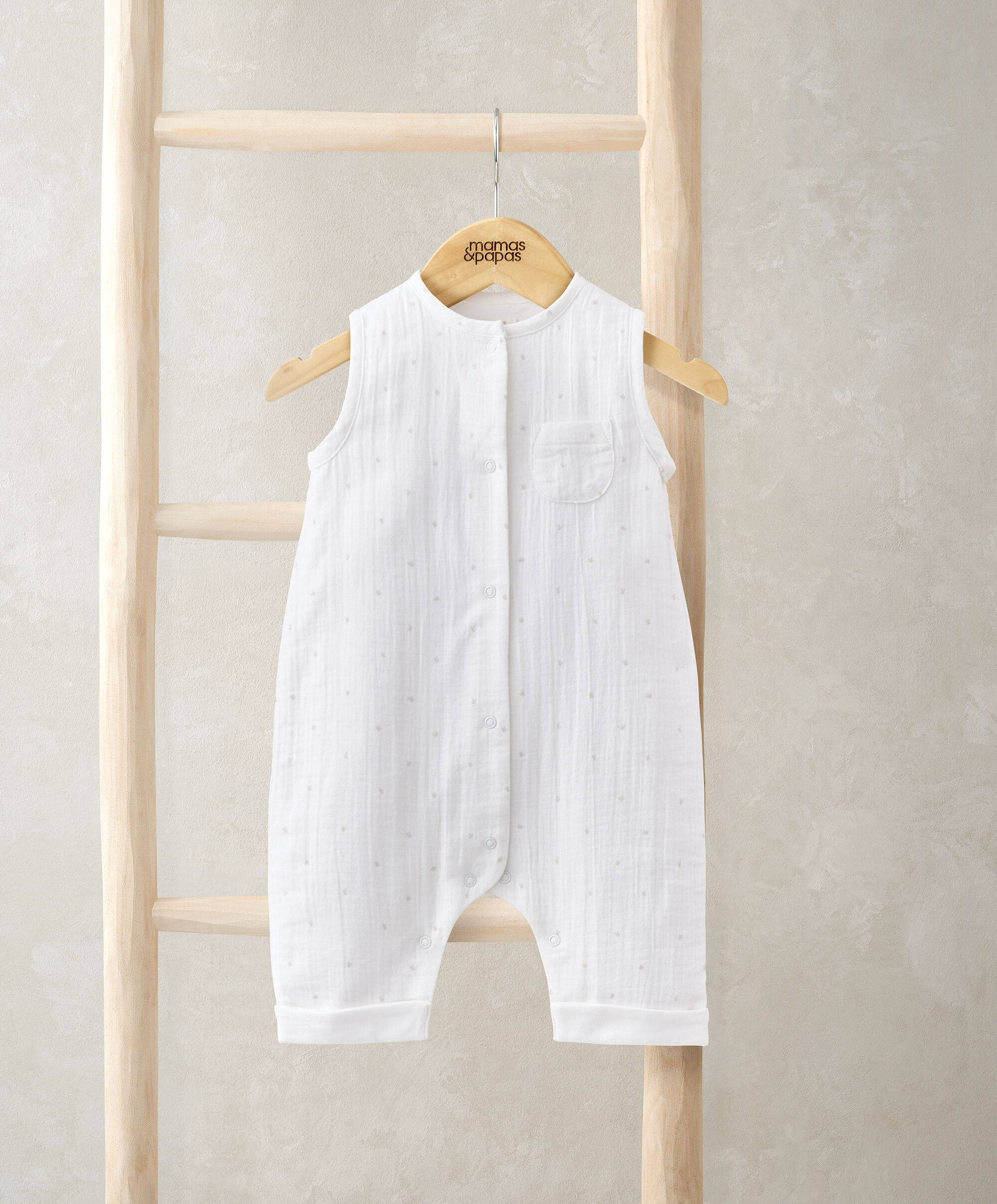 Sleeveless Romper image number 1