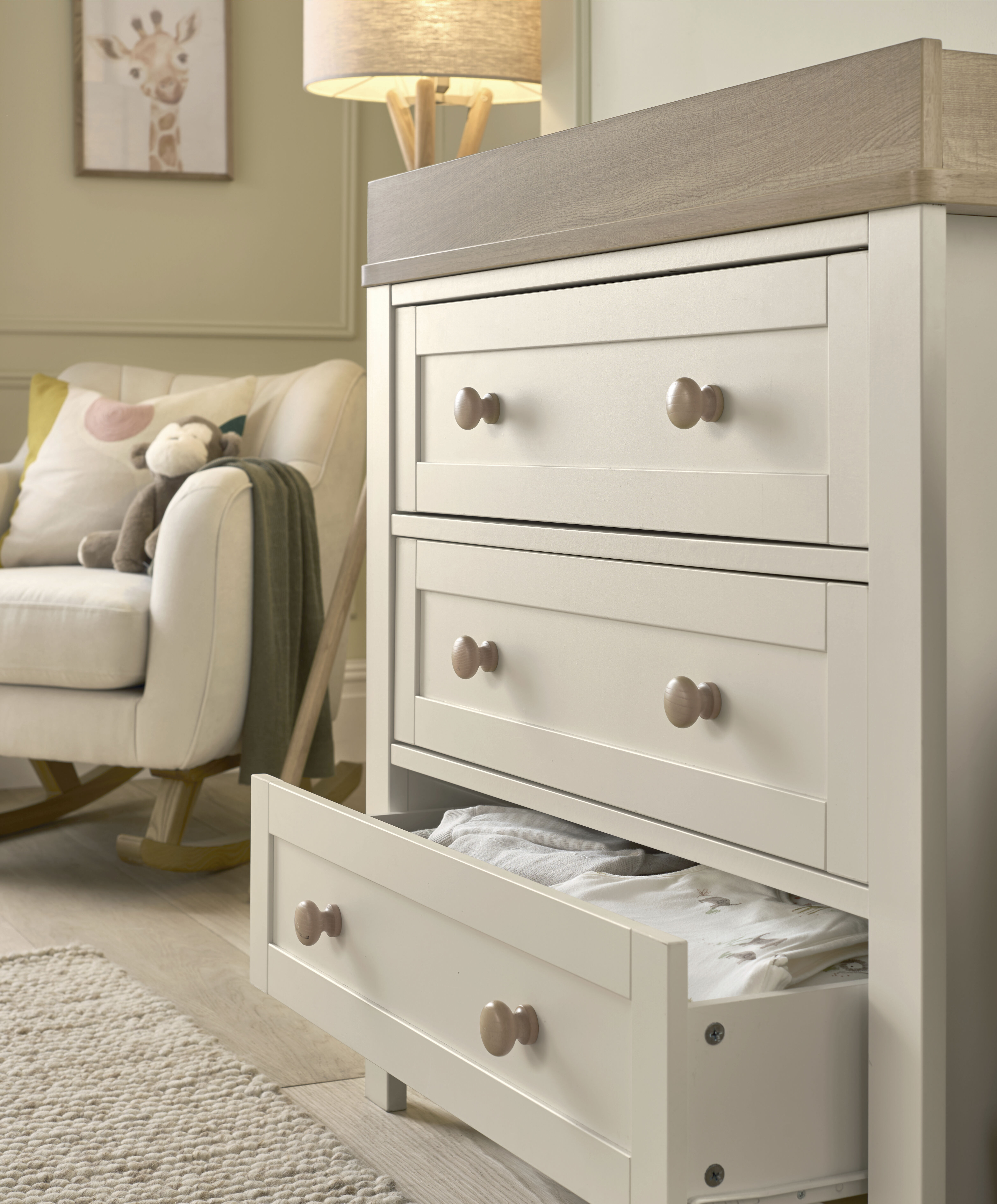 Wedmore Dresser Changer - Pebble image number 4