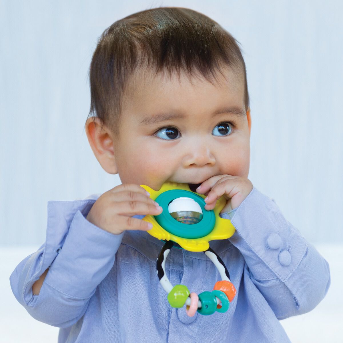 Gummy teether top