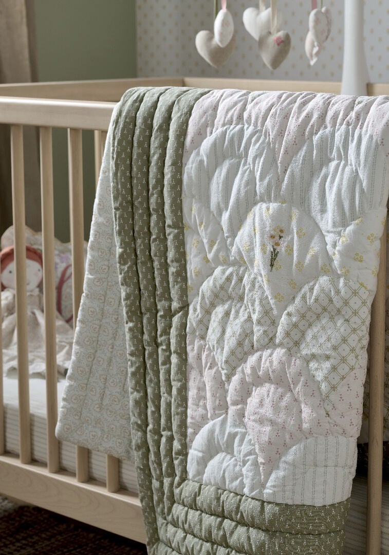 Buy Laura Ashley Quilt Bedding Blankets Pillows Mamas