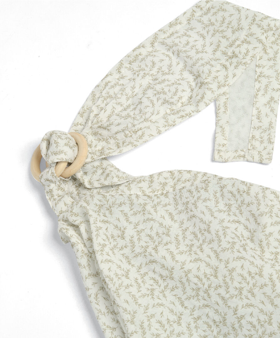 Nursing Cover - Muslin Leaf Print image number 2
