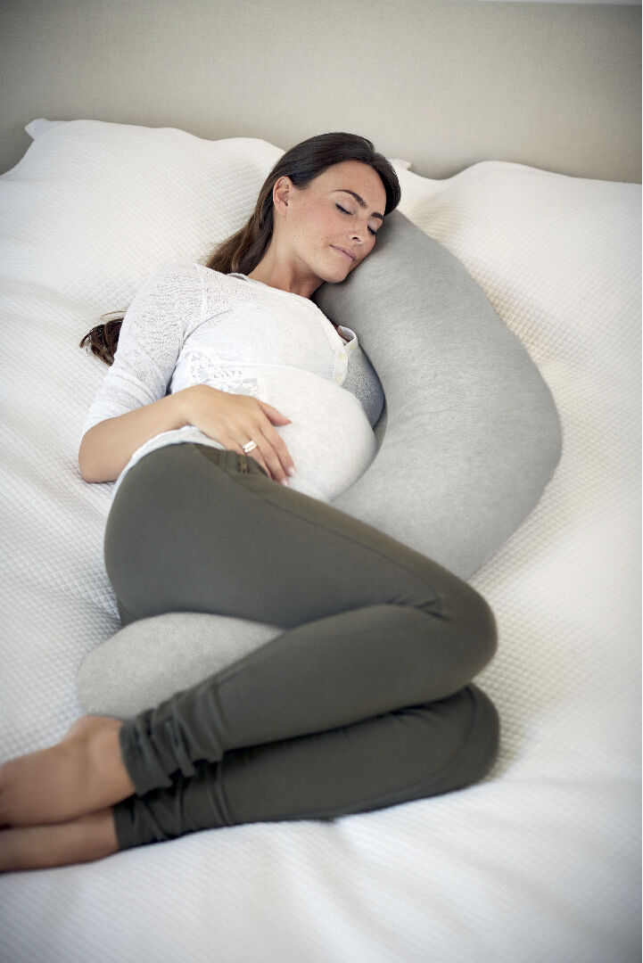 Mamas and papas breastfeeding pillow clearance